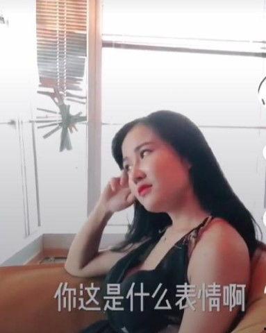 吃瓜云南小姐姐视频大全,趣味横生，笑料连连