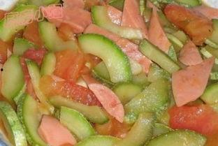 男孩吃角瓜的视频,趣味横生引网友热议